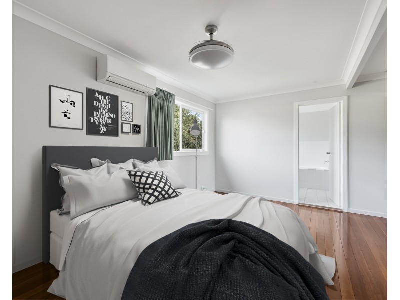 11 Davies Street, Mollymook NSW 2539