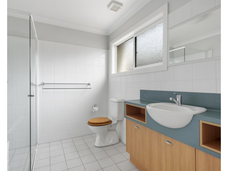 11 Davies Street, Mollymook NSW 2539