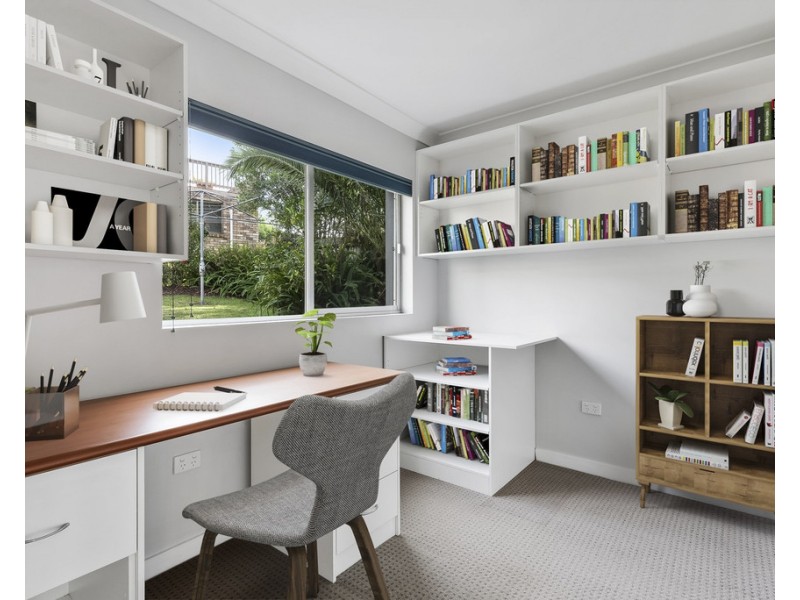 11 Davies Street, Mollymook NSW 2539