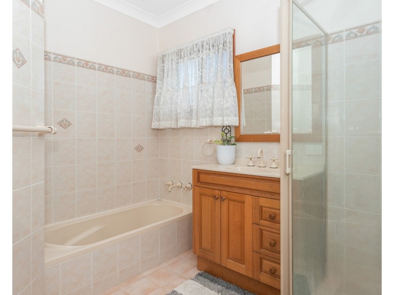 20 Seaspray Street, Narrawallee NSW 2539