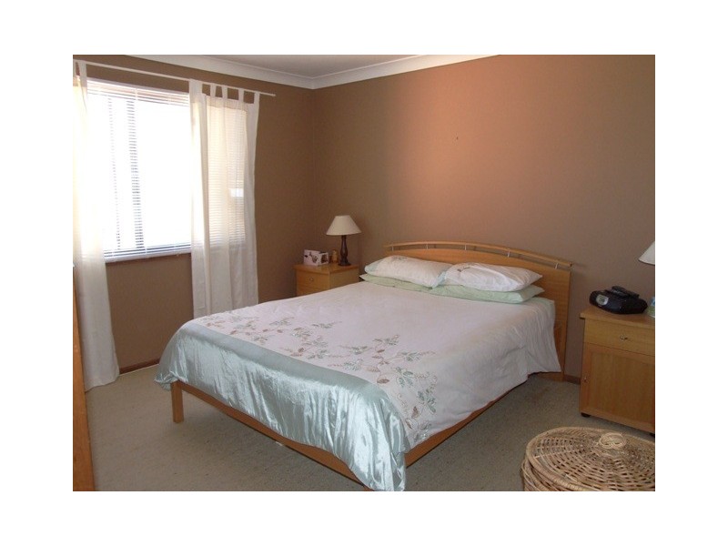 45 Canberra Crescent, Burrill Lake NSW 2539