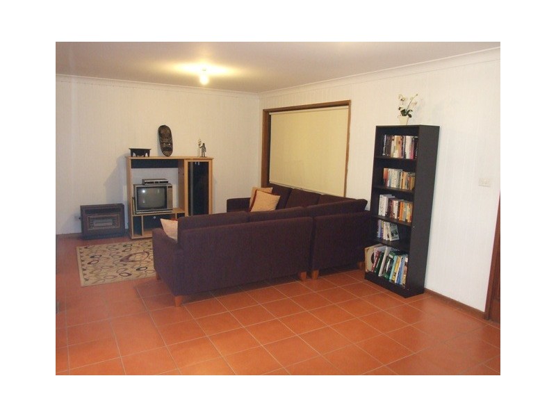 45 Canberra Crescent, Burrill Lake NSW 2539