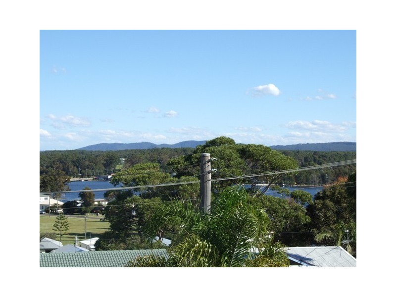 45 Canberra Crescent, Burrill Lake NSW 2539