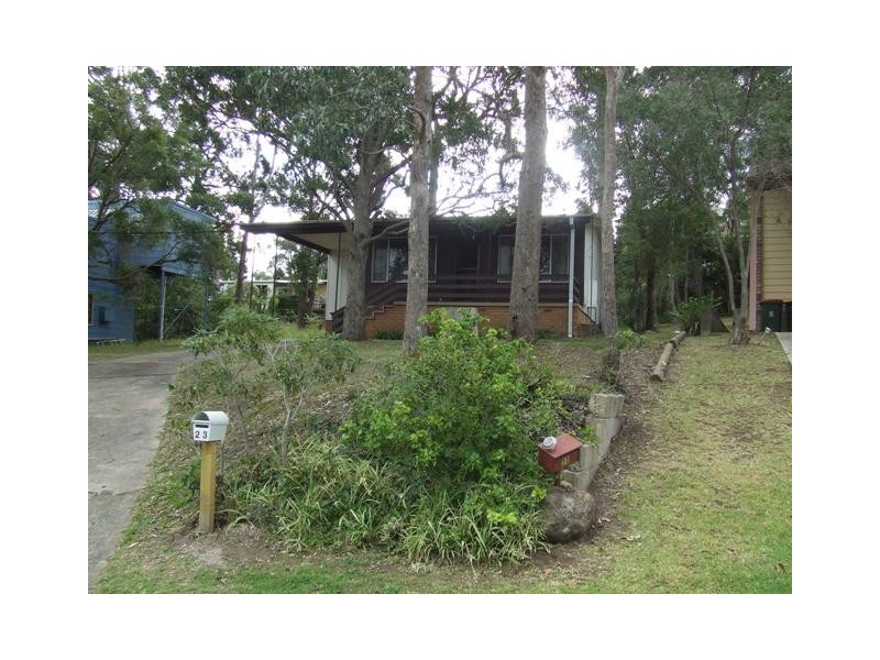 23 Parkview Parade, Mollymook Beach NSW 2539