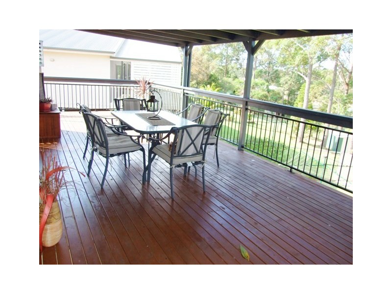 24 Torquay Drive, Lake Tabourie NSW 2539