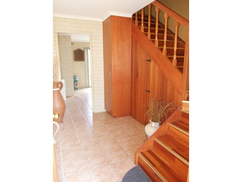 24 Torquay Drive, Lake Tabourie NSW 2539