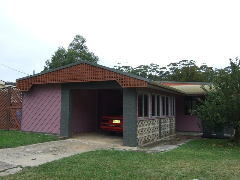 10 Princes Highway, Lake Tabourie NSW 2539