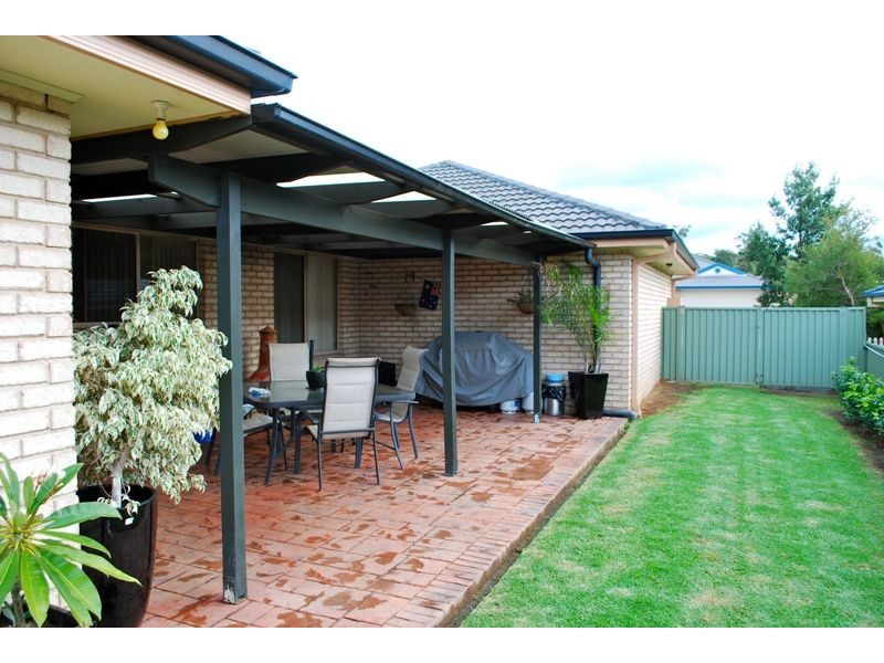 8 Tulip Oak Drive, Ulladulla NSW 2539