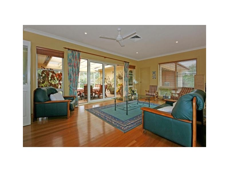 16 Hobbs Lane, Woodstock NSW 2538