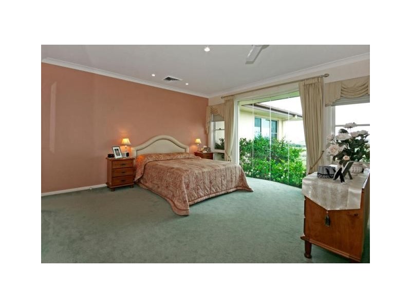 16 Hobbs Lane, Woodstock NSW 2538