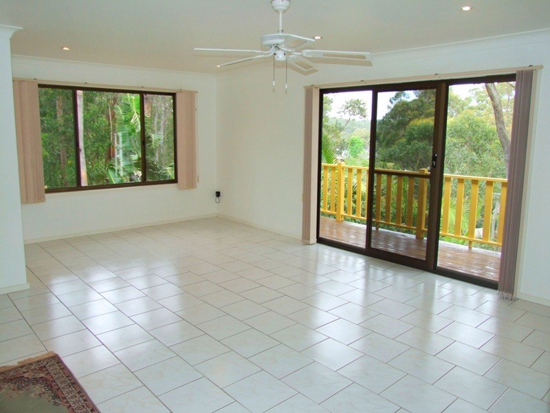 29 Edward Avenue, Kings Point NSW 2539