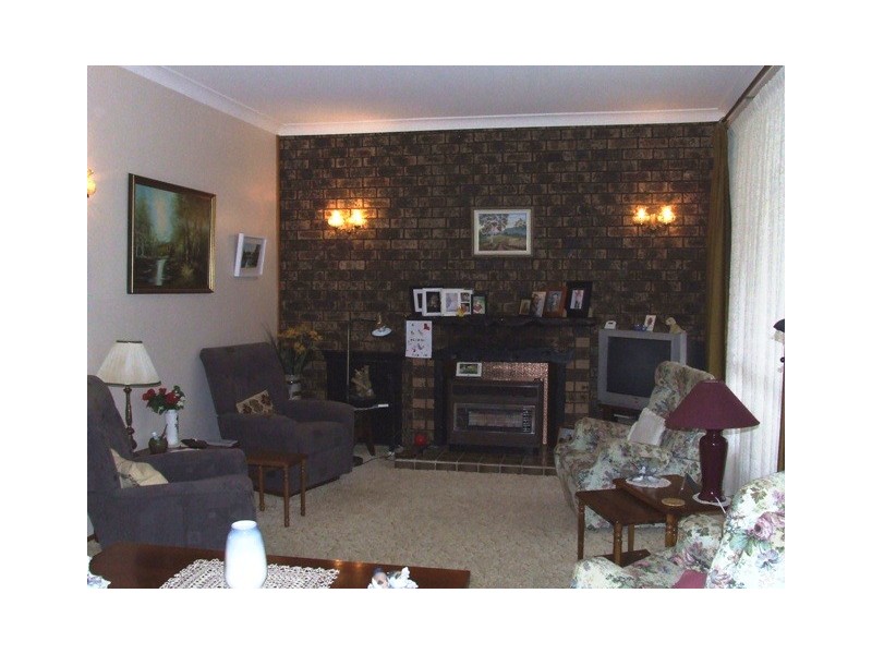 13 Bond Place, Mollymook NSW 2539