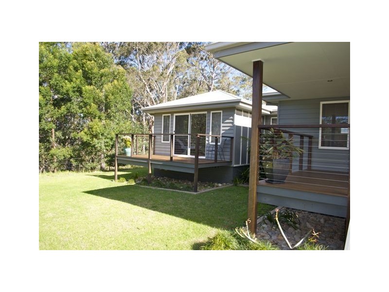 13 Wuru Drive, Dolphin Point NSW 2539