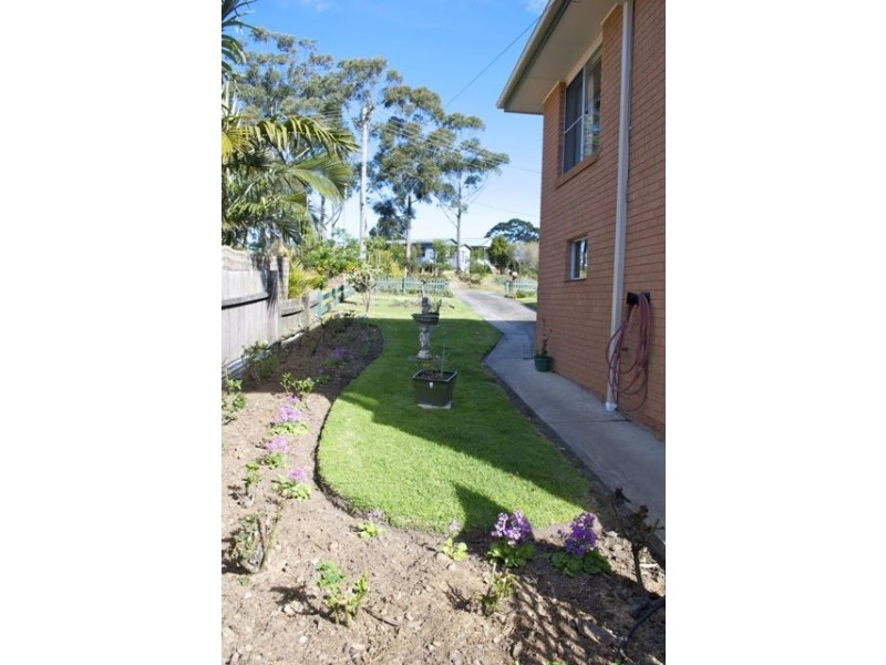 25 Mercury Drive, Lake Tabourie NSW 2539