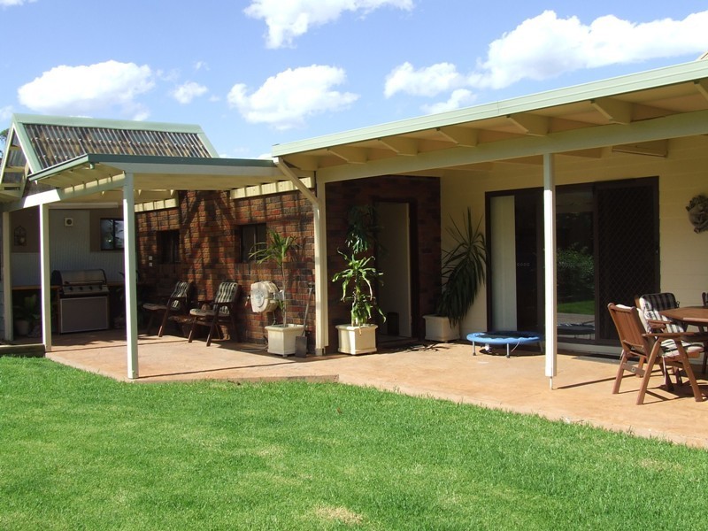 21 Tradewinds Avenue, Sussex Inlet NSW 2540