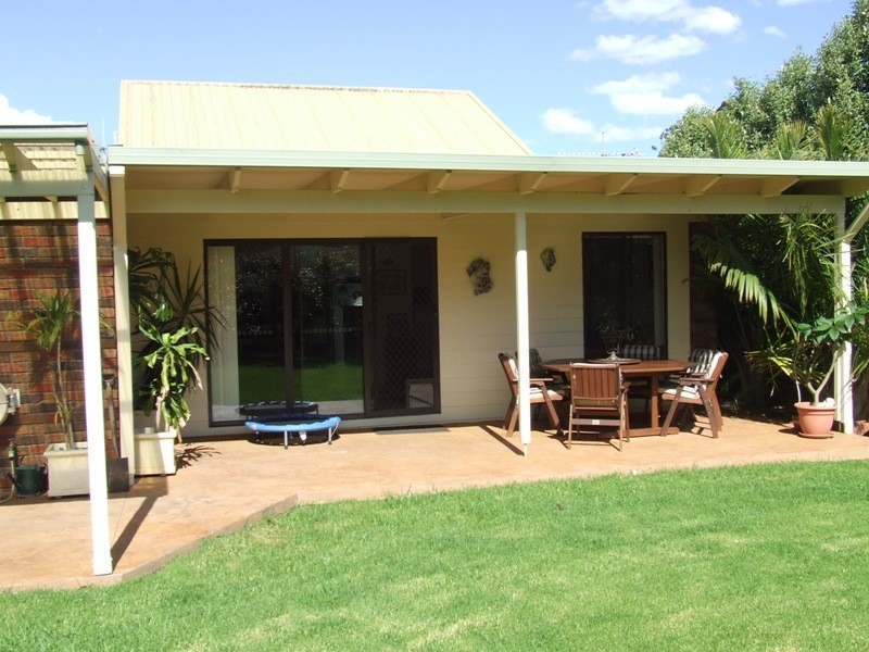 21 Tradewinds Avenue, Sussex Inlet NSW 2540