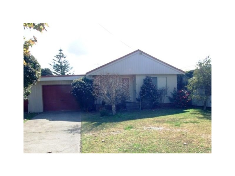 13 Balmoral Road, Burrill Lake NSW 2539