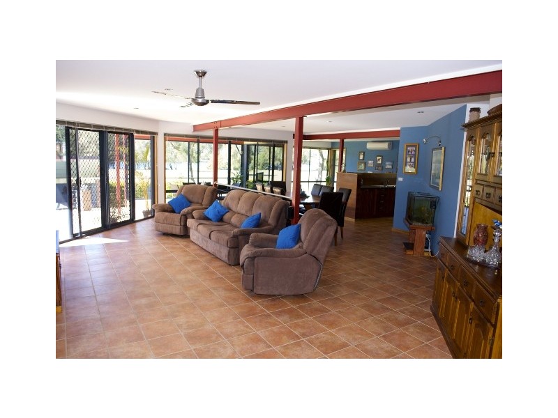 246 River Road, Sussex Inlet NSW 2540