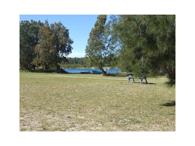 246 River Road, Sussex Inlet NSW 2540