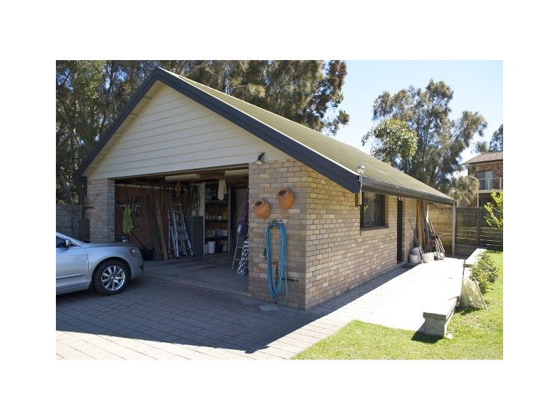 17 Silversands Drive, Berrara NSW 2540