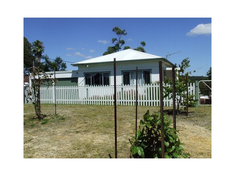 11 Camden Street, Ulladulla NSW 2539