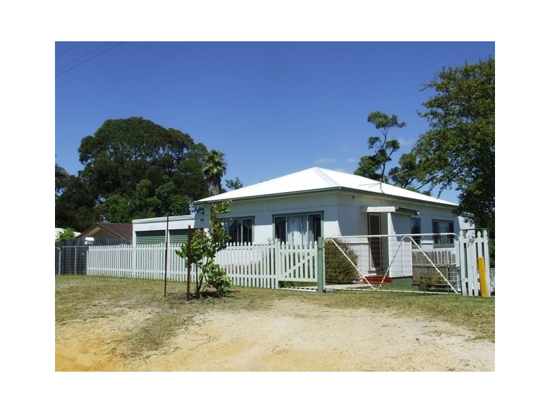 11 Camden Street, Ulladulla NSW 2539