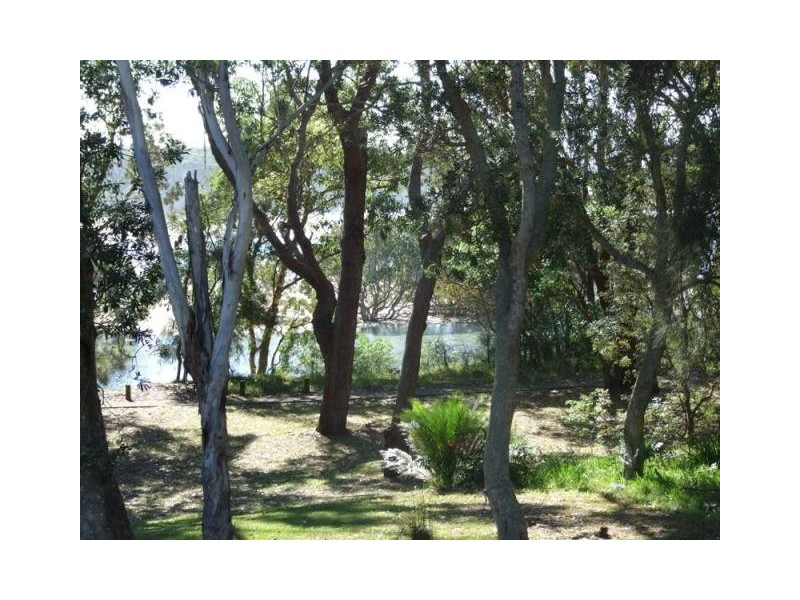 14 Macleay Street, Narrawallee NSW 2539