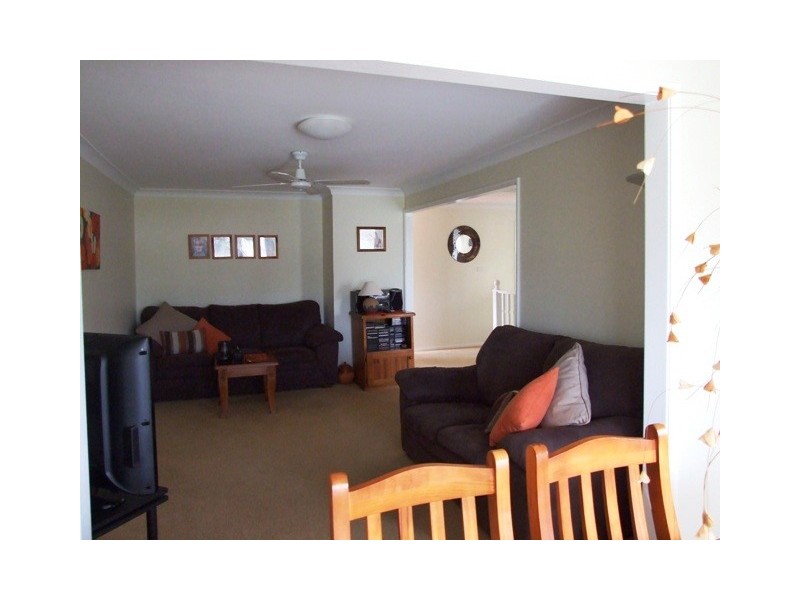 31 Thistleton Drive, Burrill Lake NSW 2539