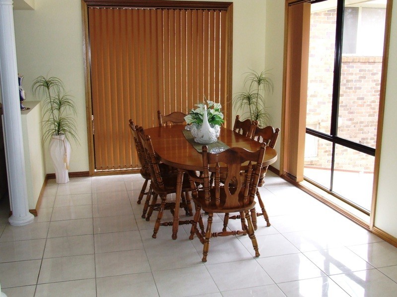 8 Seascape Close, Narrawallee NSW 2539