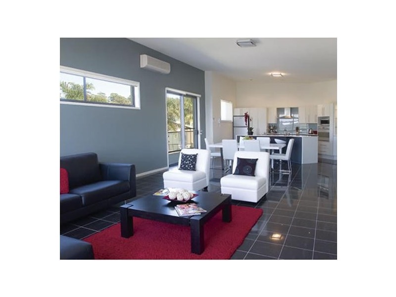 10/5-7 Golf Ave, Mollymook Beach NSW 2539