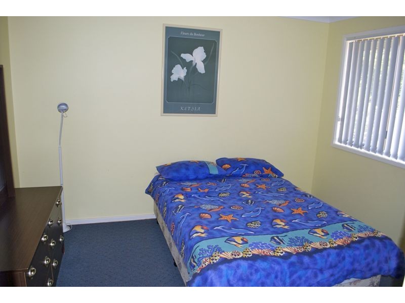 16 Beach Road, Mollymook NSW 2539