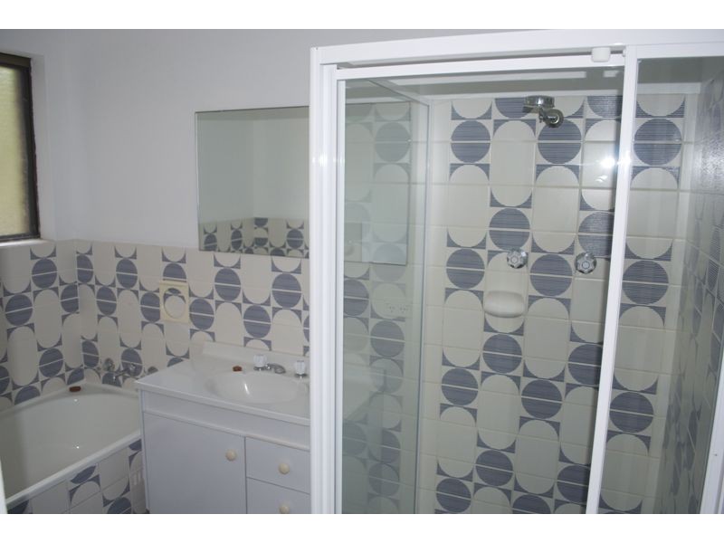 16 Beach Road, Mollymook NSW 2539