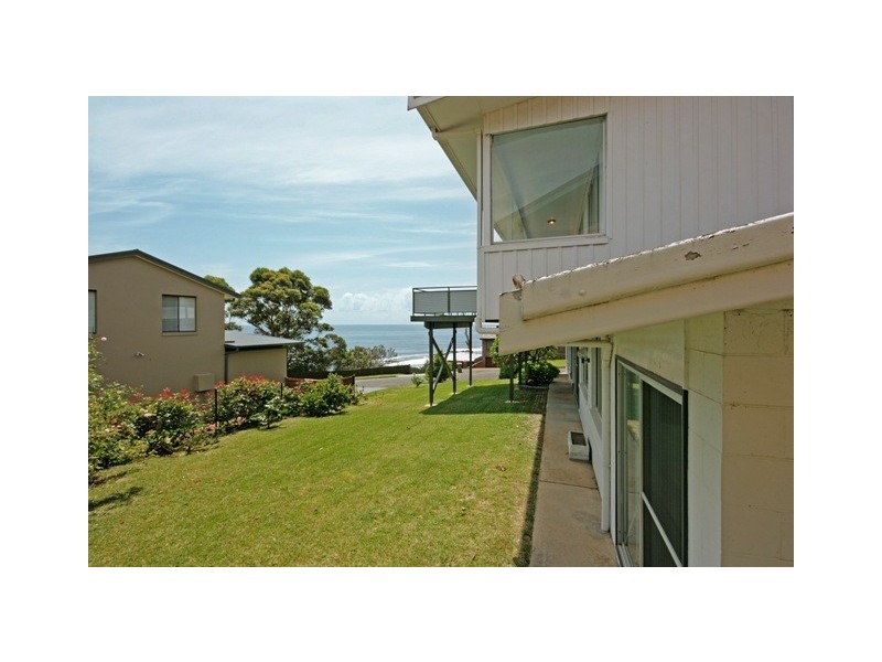 20 Shipton Crescent, Mollymook NSW 2539