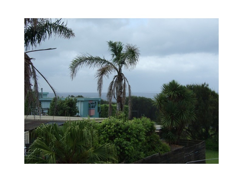 20 Surfway Avenue, Berrara NSW 2540