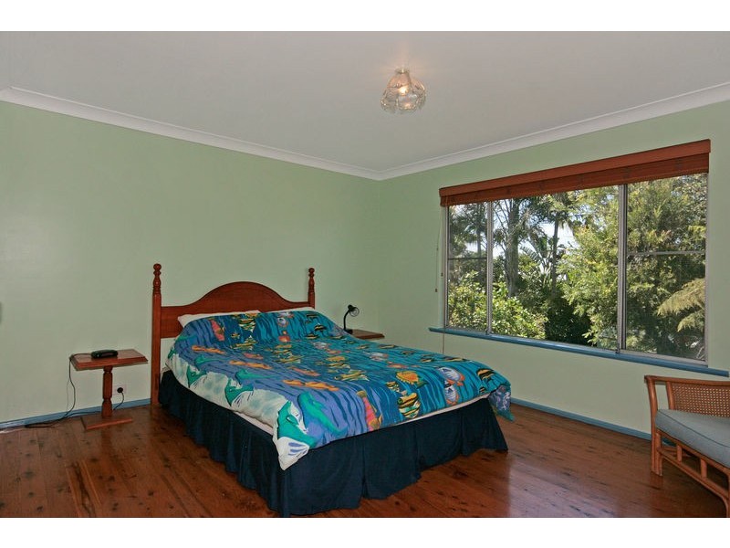 10 Jones Avenue, Mollymook NSW 2539