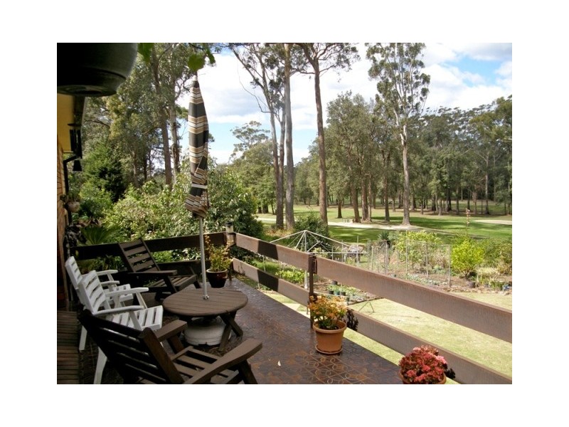 37 Clyde Street, Mollymook NSW 2539
