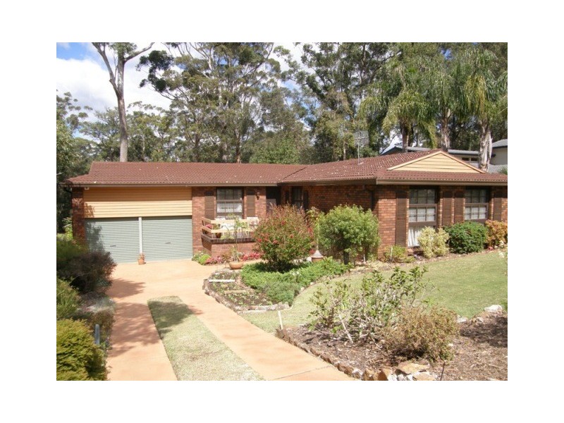 37 Clyde Street, Mollymook NSW 2539