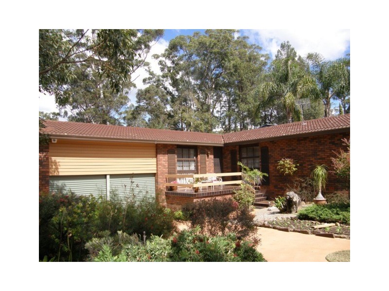 37 Clyde Street, Mollymook NSW 2539