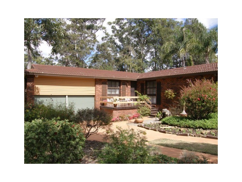 37 Clyde Street, Mollymook NSW 2539