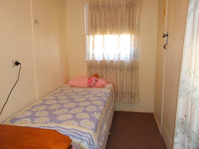 25 Powell Avenue, Ulladulla NSW 2539