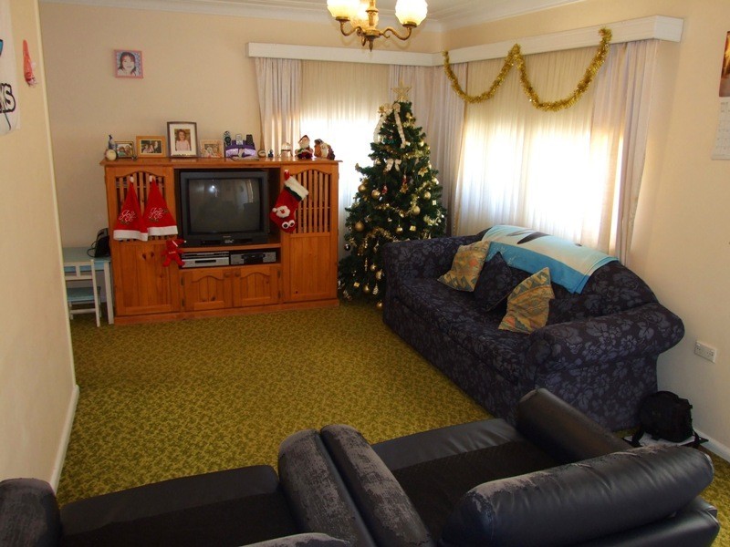 25 Powell Avenue, Ulladulla NSW 2539