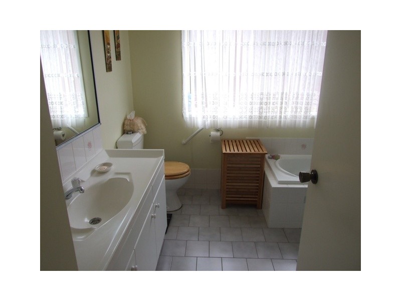 20 Sagittarius Way, Narrawallee NSW 2539