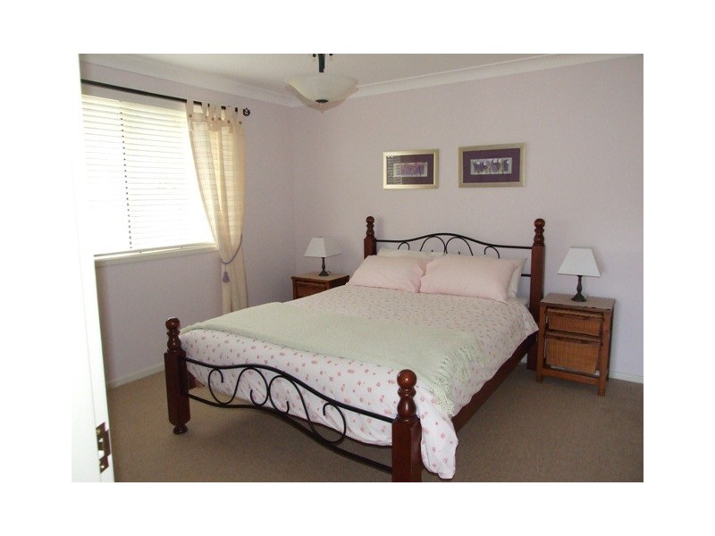 15 Seaspray St, Narrawallee NSW 2539
