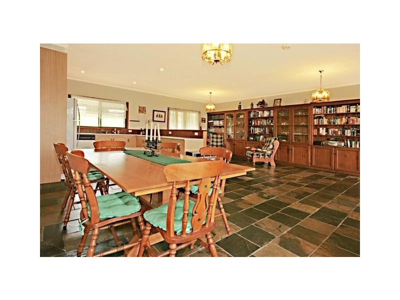 1 Valley View Close, Milton NSW 2538