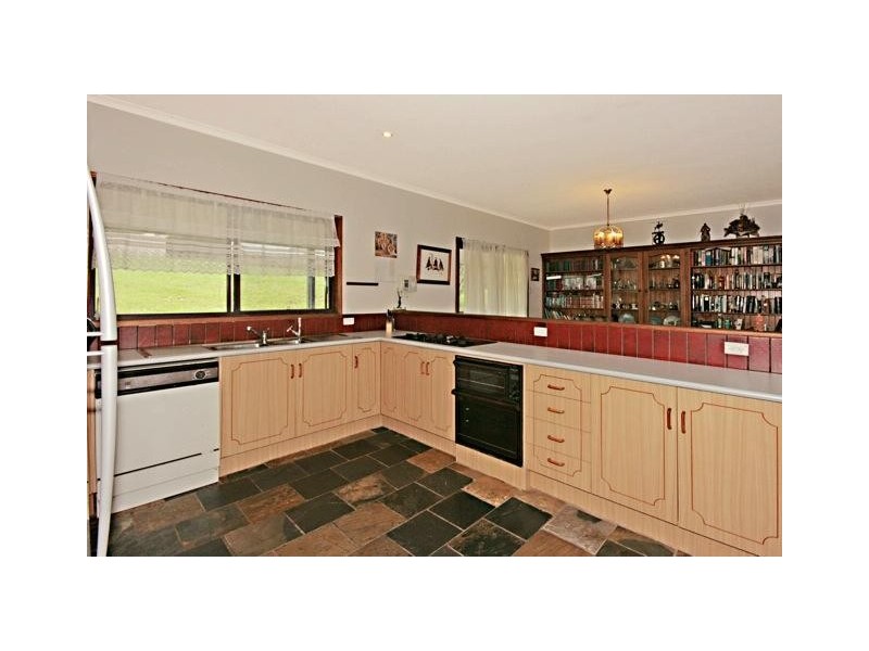 1 Valley View Close, Milton NSW 2538