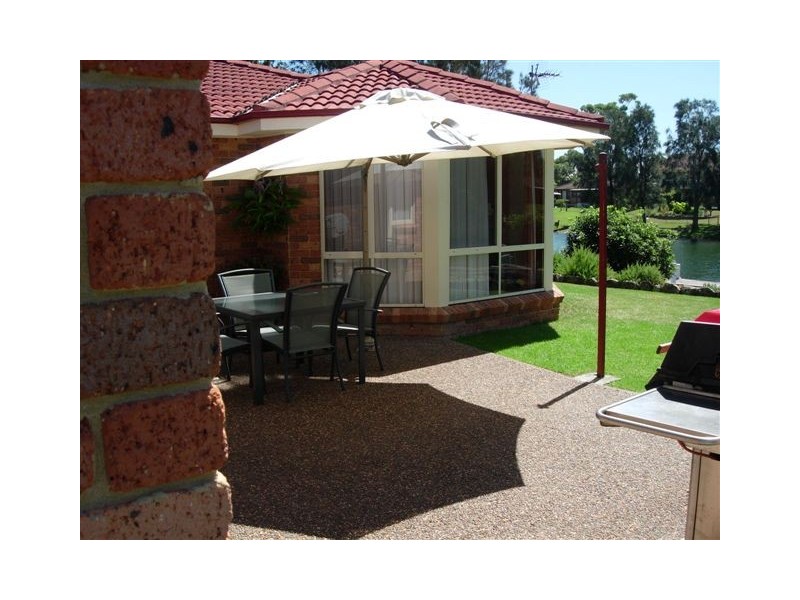 18 Plover Close, Sussex Inlet NSW 2540