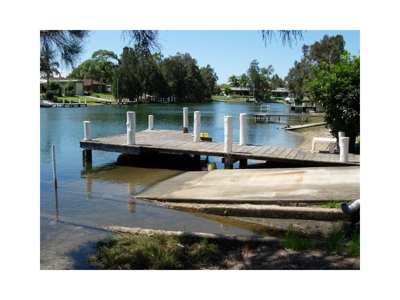 18 Plover Close, Sussex Inlet NSW 2540