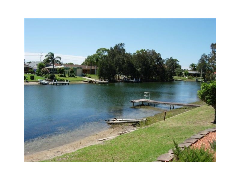18 Plover Close, Sussex Inlet NSW 2540