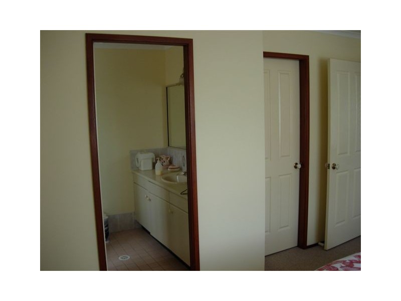 18 Plover Close, Sussex Inlet NSW 2540