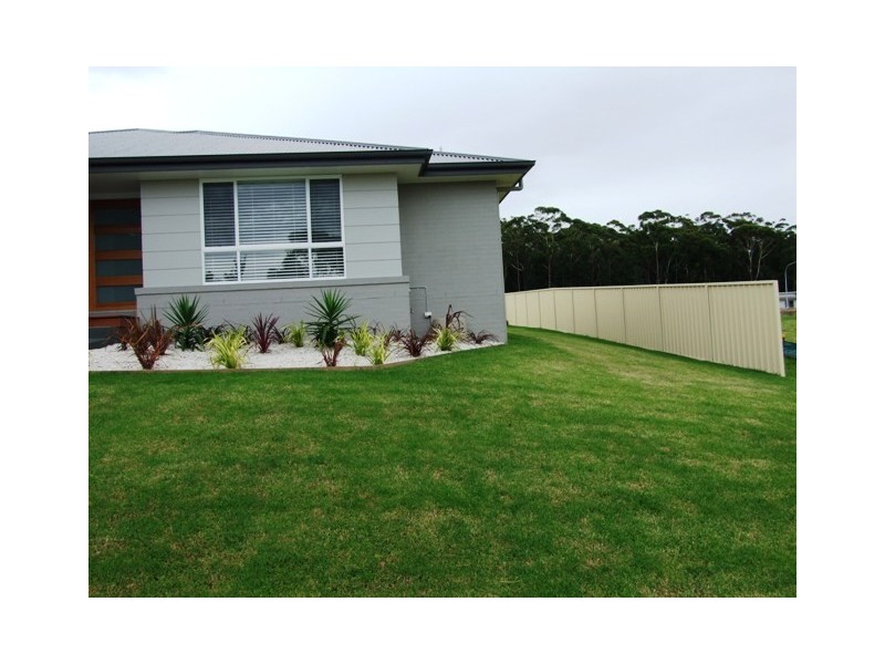16 Laurel Avenue, Ulladulla NSW 2539